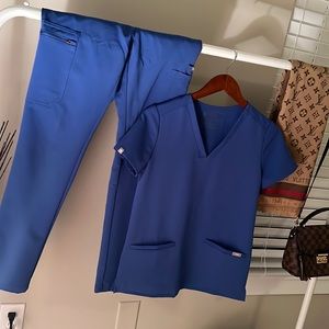 COPY - Figs scrubs set